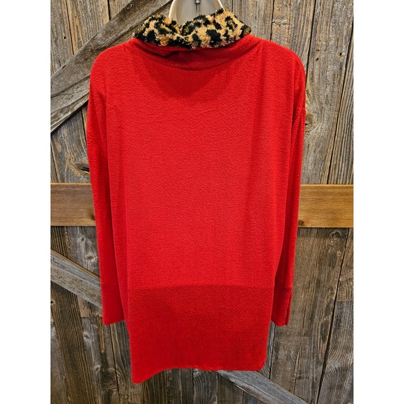 Ruby red L faux fur leapord print turtle neck contract SOFT red tunic ^ - Picture 2 of 7
